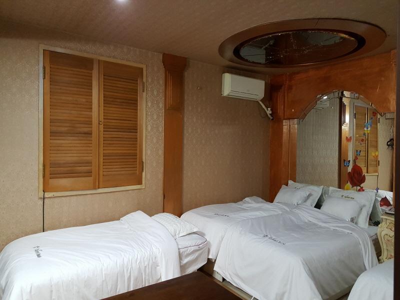 Hotel Queen Busan Exterior photo